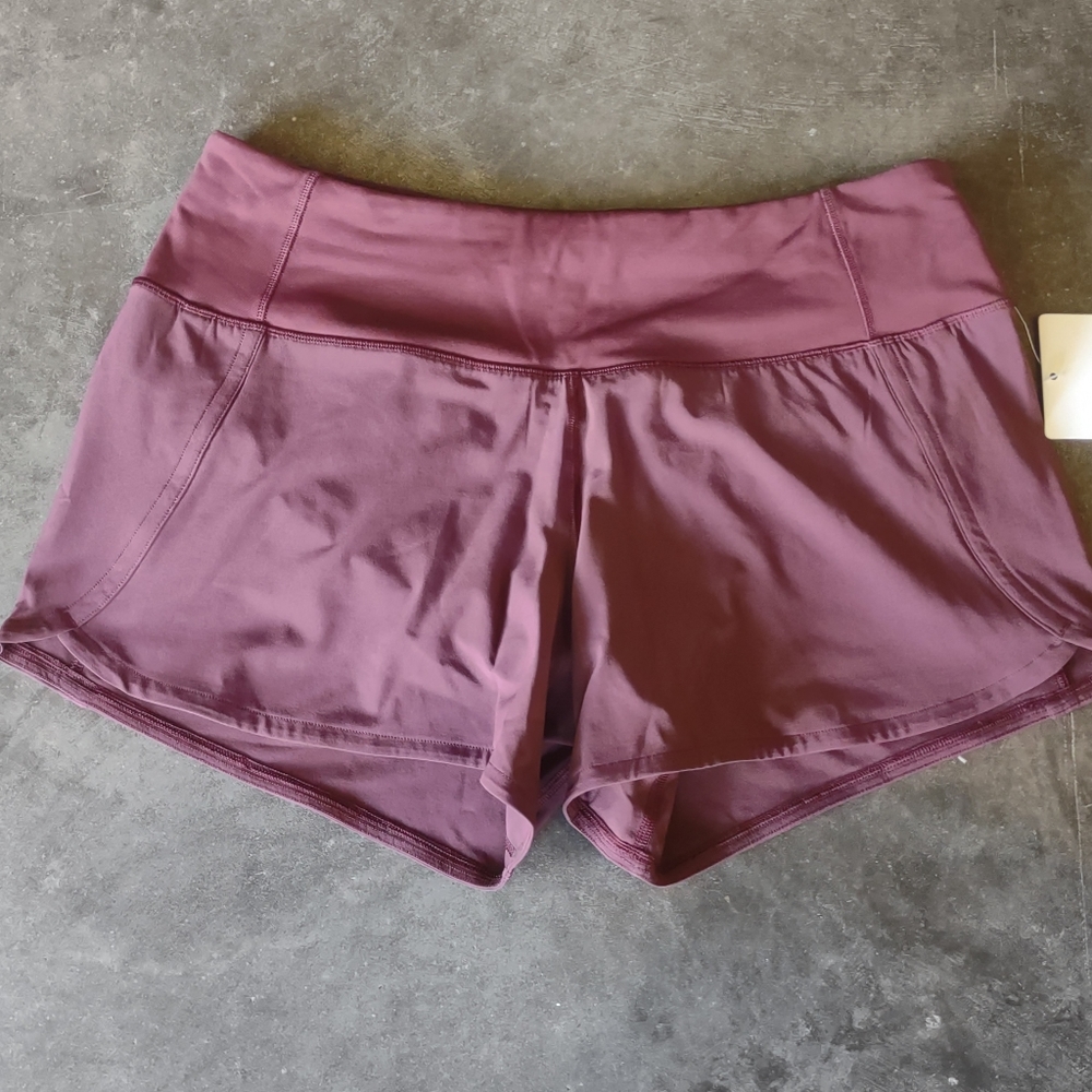 NWT Lululemon Run Times Shorts 6